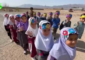 جشن شکوفه ها در دبستان یاسر سیریز