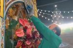 🔷 تصاویر فوق‌العاده زیبا از گل‌آرایی سقاخانه حضرت و پنجره فولاد در آستانه میلاد امام رضا علیه السلام  😍  ✨حال و هوای صحن انقلاب